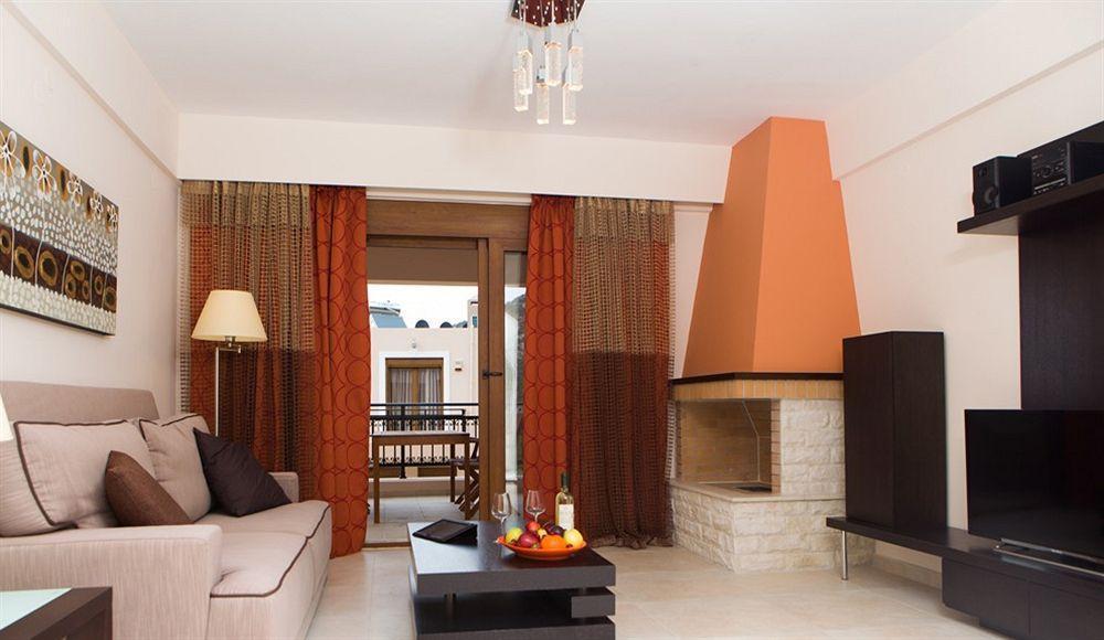 Pantheon Villas & Suites Vlikhadha Luaran gambar