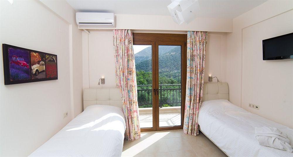 Pantheon Villas & Suites Vlikhadha Luaran gambar