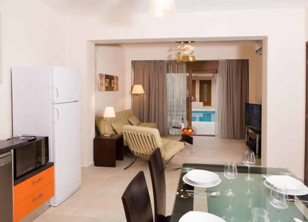 Pantheon Villas & Suites Vlikhadha Luaran gambar